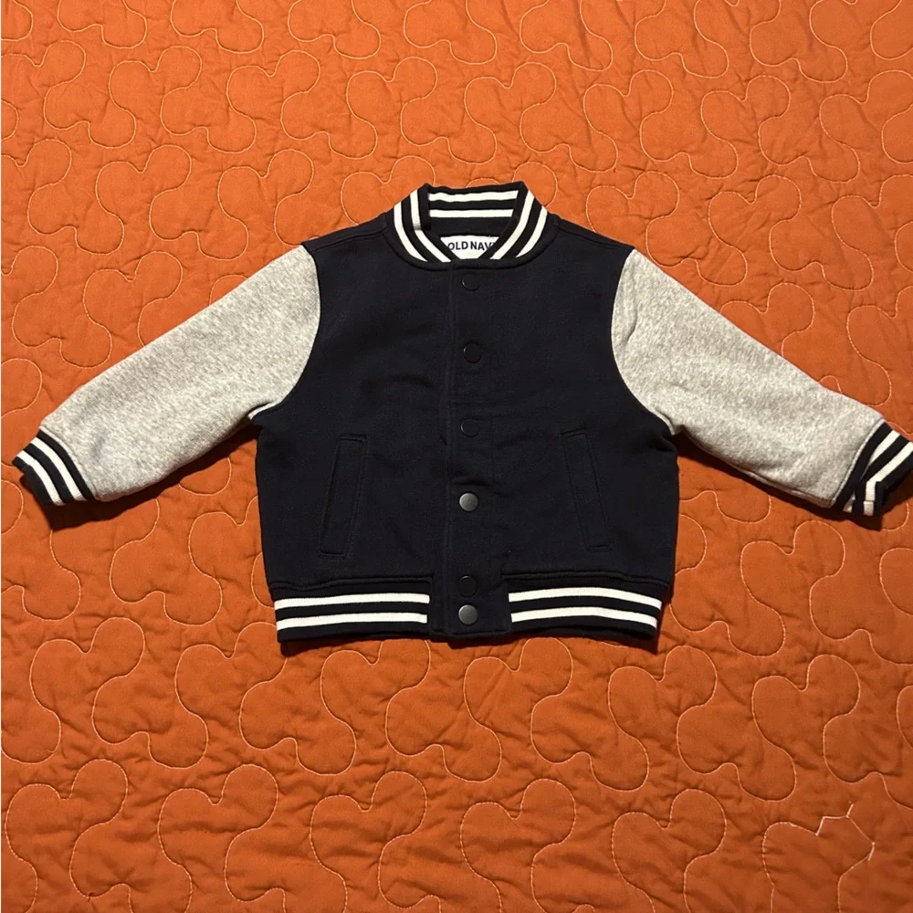 Carters excellent used